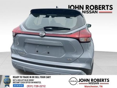 Used 2023 Nissan Kicks SR w/ SR Premium Package FWD image 12
