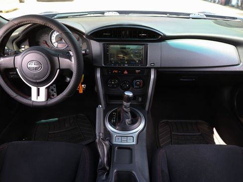 Used 2015 Scion FR-S RWD image 2