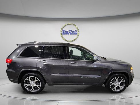Used 2020 Jeep Grand Cherokee Overland AWD/4WD image 7