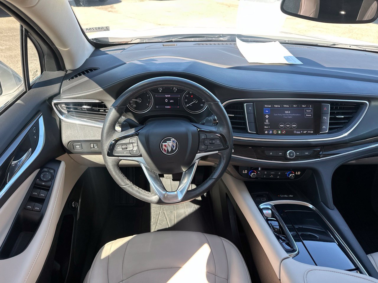 Used 2023 Buick Enclave Essence w/ Experience Buick Package FWD image 11