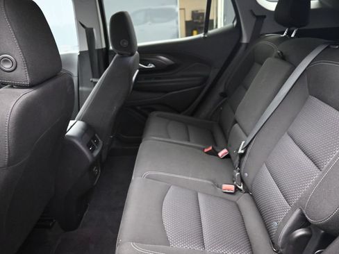 Used 2024 GMC Terrain SLE FWD image 21