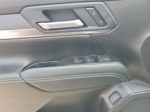 New 2027 GMC Terrain Elevation w/ Elevation Premium Package FWD image 46