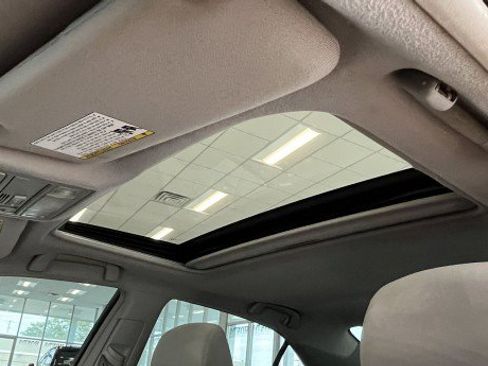 Used 2009 Toyota Camry LE image 29