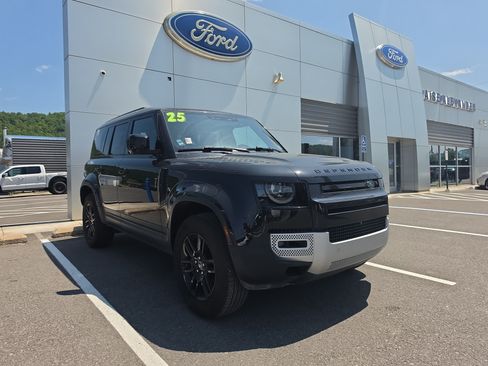 Used 2025 Land Rover Defender 110 S AWD/4WD image 1
