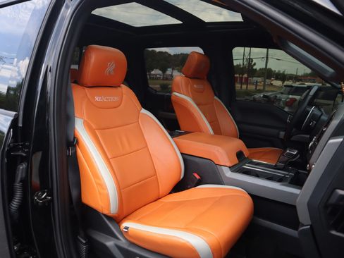 Used 2019 Ford F150 Raptor w/ Equipment Group 802A Luxury AWD/4WD image 5