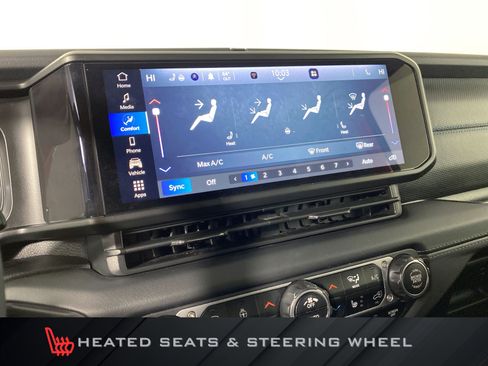 Used 2025 Jeep Wrangler Unlimited Rubicon 4xe w/ Safety Group AWD/4WD image 5