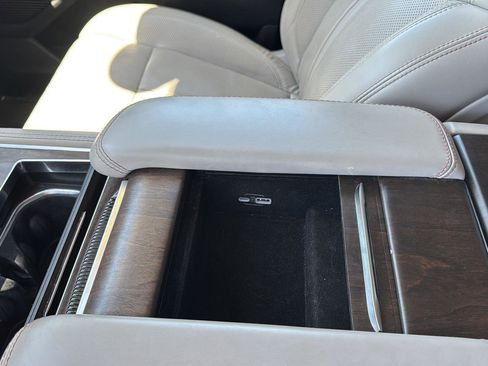 Used 2023 Jeep Grand Wagoneer 4WD image 16