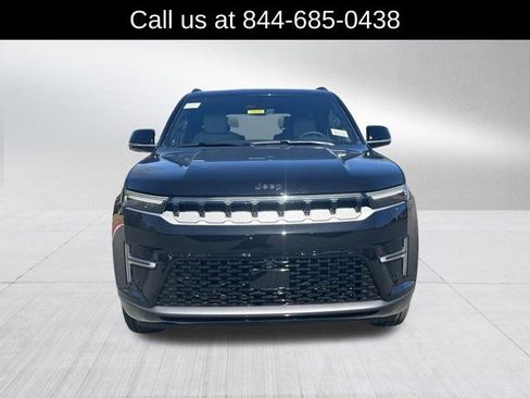 New 2026 Jeep Grand Wagoneer 2WD image 2