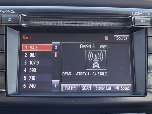 Used 2014 Toyota RAV4 LE image 31