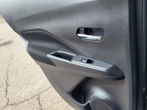 Used 2024 Nissan Kicks SV image 18