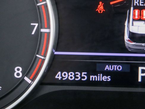 Used 2023 Nissan Rogue SV AWD/4WD image 16