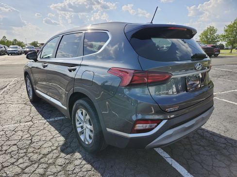 Used 2020 Hyundai Santa Fe SE FWD image 9