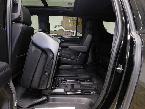 Used 2023 Chevrolet Suburban High Country w/ Max Trailering Package AWD/4WD image 82