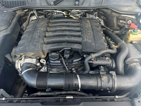 Used 2014 Porsche Cayenne image 7