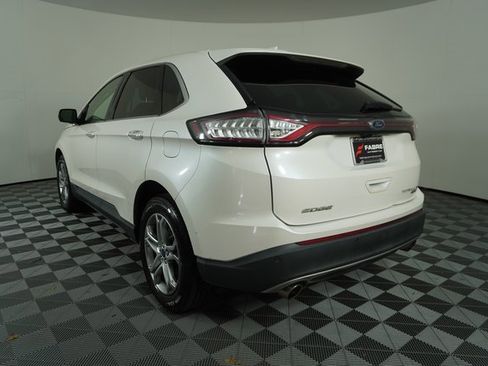 Used 2017 Ford Edge Titanium w/ Technology Package image 5