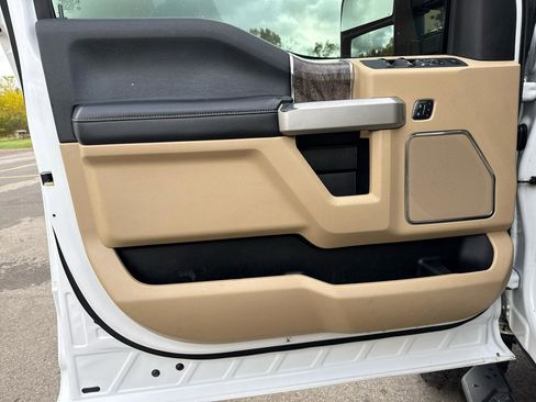 Used 2017 Ford F350 Lariat w/ Snow Plow Prep Package AWD/4WD image 13