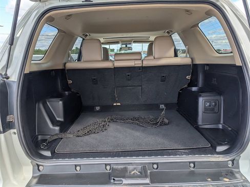 Used 2017 Toyota 4Runner Limited image 33