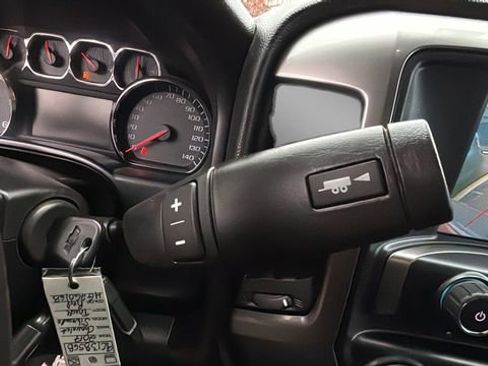 Used 2017 Chevrolet Silverado 1500 LT image 28