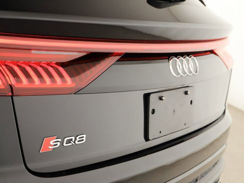 Certified 2021 Audi SQ8 Premium Plus w/ SQ8 Black Optic Package image 31