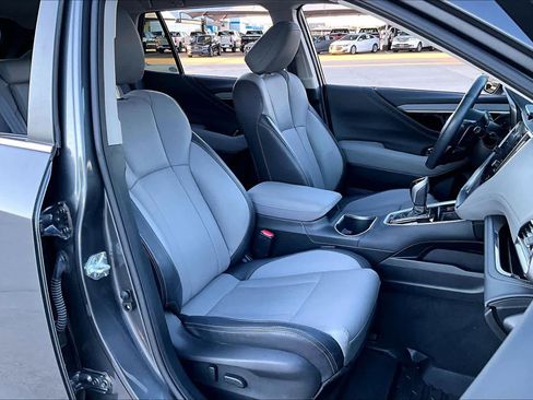 Used 2023 Subaru Outback Limited XT image 8
