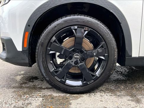 Used 2025 MINI Cooper Countryman S w/ Comfort Package Max image 12