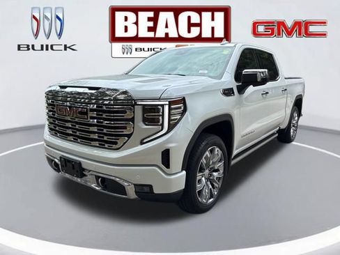 Used 2025 GMC Sierra 1500 Denali w/ Denali Reserve Package AWD/4WD image 7