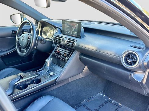 Used 2022 Lexus IS 300 AWD w/ Premium Package image 32