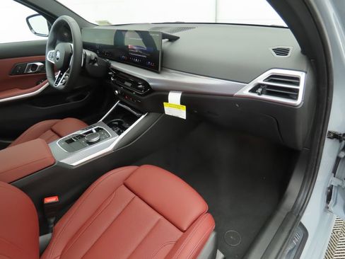 New 2026 BMW 330i Sedan w/ M Sport Package image 16