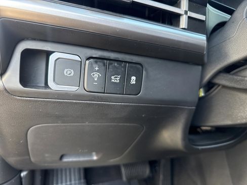 Used 2024 Hyundai Santa Fe SEL image 26