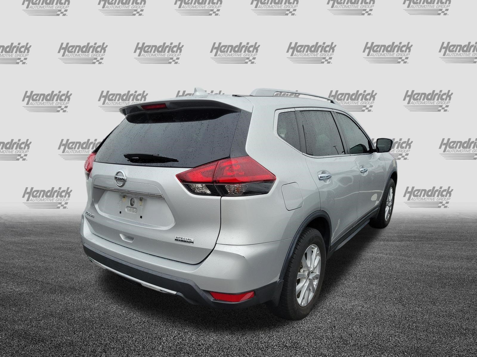 Used 2020 Nissan Rogue S w/ Special Edition Package FWD image 10