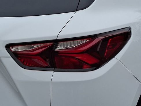 Used 2020 Chevrolet Blazer LT image 12