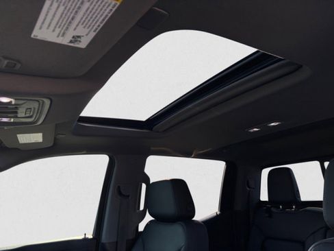 Used 2021 GMC Sierra 1500 SLT image 12