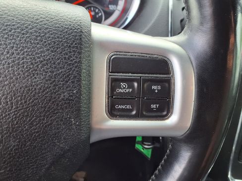 Used 2019 Dodge Grand Caravan GT FWD image 17