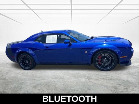 Used 2021 Dodge Challenger R/T Scat Pack RWD image 4