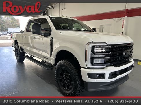 Used 2024 Ford F350 Lariat w/ Lariat Ultimate Package image 4
