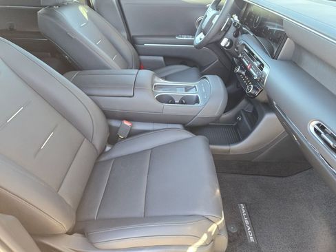 New 2026 Hyundai Palisade Calligraphy AWD/4WD image 15