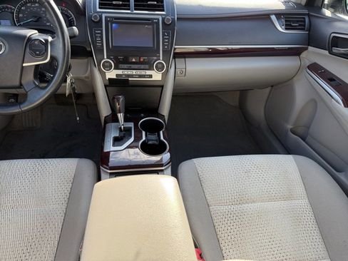 Used 2012 Toyota Camry XLE image 14