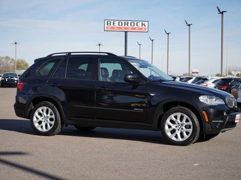 Used 2012 BMW X5 xDrive35i image 2