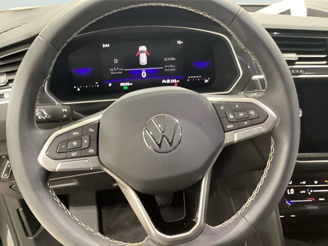 Certified 2023 Volkswagen Tiguan SE FWD image 6