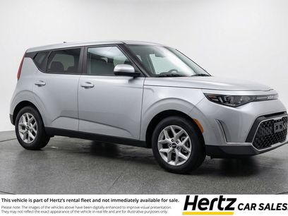 Used 2025 Kia Soul LX w/ LX Technology Package