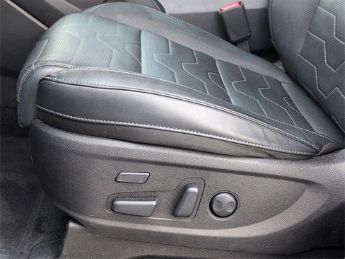 Used 2022 Kia Telluride SX w/ SX Prestige Package image 10