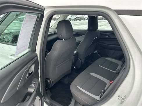 Certified 2024 Chevrolet TrailBlazer LS image 28