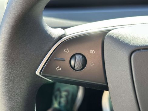 Used 2025 Tesla Model 3 Long Range RWD image 22