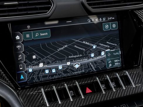 Used 2022 Lamborghini Urus AWD/4WD image 24