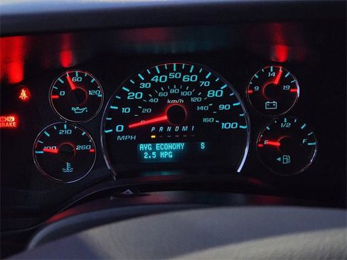 New 2025 Chevrolet Express 3500 Extended w/ Driver Convenience Package image 13