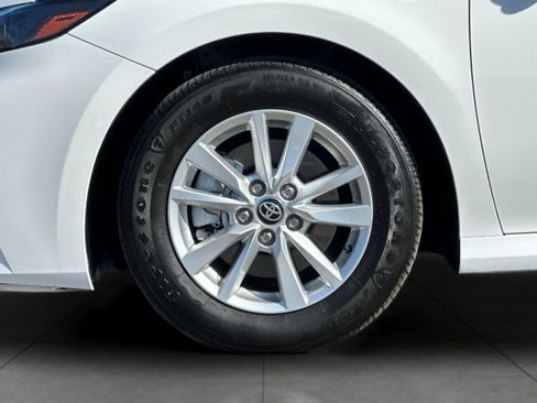 Used 2025 Toyota Camry LE FWD image 23