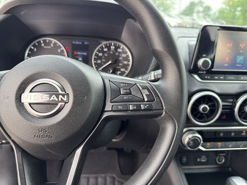 Used 2024 Nissan Sentra S image 15