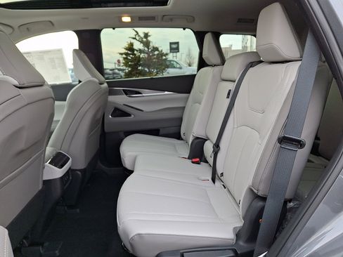 New 2026 INFINITI QX60 Luxe w/ Cargo Package image 7