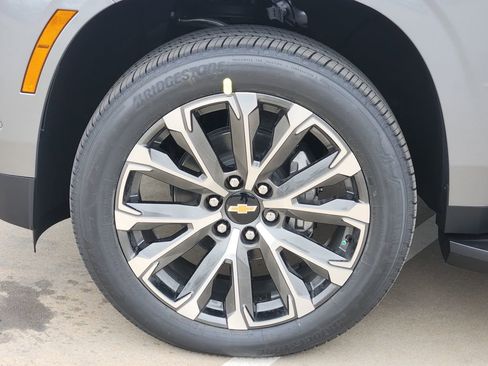 New 2026 Chevrolet Tahoe High Country w/ Sun And Tow Package image 9