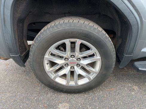 Used 2021 GMC Sierra 1500 SLT w/ SLT Premium Package image 14